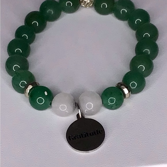 CERTIFIED AUTHENTIC GREEN JADE BRACELET WITH GRATITUDE PENDANT - Picture 3 of 3